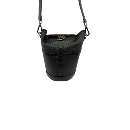 Bucket Bag Leder Krokoprägung Schwarz